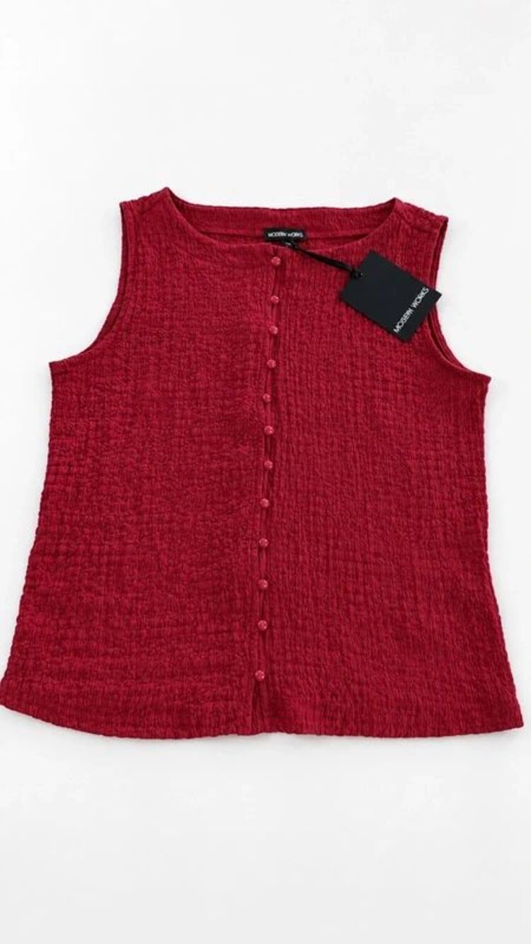 Modern Works Raspberry Red Crinkle Button Front Sleeveless Top Size S - Picture 2 of 10